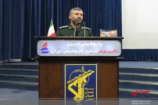 بصیرت و روحیه جهادی از شاخص های اصیل پاسداری است
