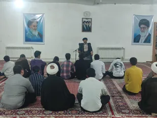 استقامت مردم در برابر فشارهای دشمن، نشانه انتظار واقعی برای ظهور است
