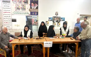 برگزاری برنامه ویزیت رایگان در آزادشهر