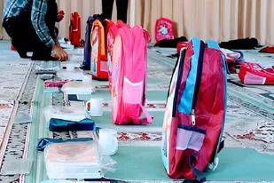 آغاز توزیع ۹۰ هزار بسته حمایت تحصیلی بین دانش&zwnj;آموزان نیازمند خوزستان