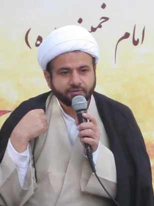 پاسداری از ارزش های اسلامی وظیفه هر مسلمان است