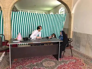 ویزیت رایگان پزشک در روستای نوده گرمسار+تصاویر