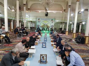 محفل انس با قرآن وابستگان سپاه ماکو با حضور مسئولان برگزار شد