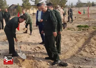 مراسم ملی درختکاری نیروهای مسلح در سمنان برگزار شد