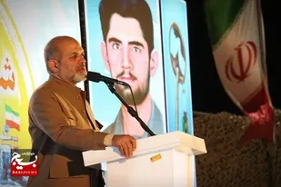 امروز دشمنان تلاش دارند اسوه&zwnj;های ایمان، جهاد و شهادت را از جوانان ما بگیرند