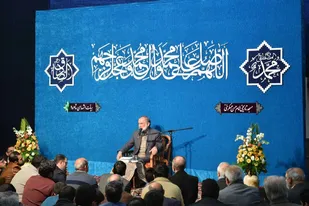عنایت به قرآن کم است،قلب فرزندانمان را از قرآن پر کنیم