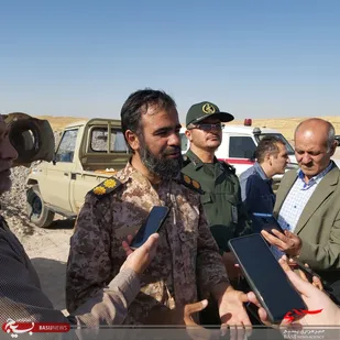 نمایشگاه &laquo;نسیم یادگار&raquo; با هدف نشر فرهنگ دفاع مقدس در حال برگزاری است