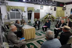 برگزاری محفل عصر شعر به مناسبت هفته بسیج در ملایر
