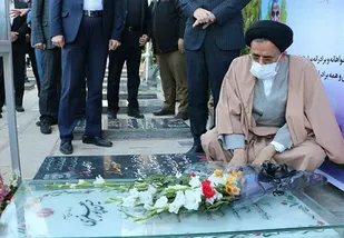 جمهوری اسلامی از حق حاج قاسم نمی&zwnj;گذرد