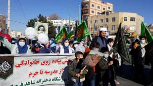 برگزاری همایش پیاده روی خانوادگی در پیشوا