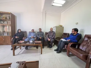 نشست سازمان بسیج هنرمندان و اداره ارشاد اسلامی ملایر در راستای اجرای برنامه های هنری در شهرستان