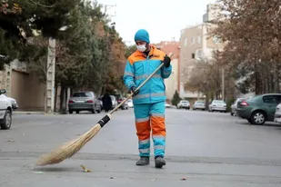 روایت زندگی پاکبانان ساوه؛ مردانی که شهر را پیش از بیدار شدن تمیز می&zwnj;کنند