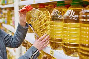 کشف انبار احتکار روغن خوراکی در ارومیه