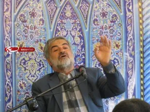 نشست بصیرتی و روشنگری در سپاه ناحیه خمینی شهر برگزار شد/تصاویر