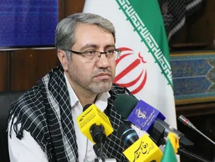 دشمن درصدد آسیب رساندن به کیان خانواده و انقلاب اسلامی است