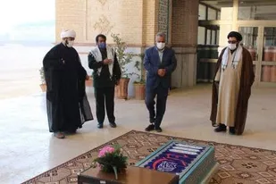 قبر شهید گمنام مصلی میبد غبار روبی شد/سلیمانی:شهدا دارای قداست و منزلت خاصی هستند