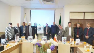 رونمایی از کتاب ترنم های قرآنی با حضور نویسنده اثر در گناباد