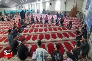 گردهمایی و میقات صالحین در مصلی شهرستان نهاوند