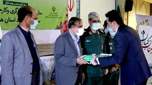 کارفرمایان و کارگران بسیجی هرمزگان تجلیل شدند