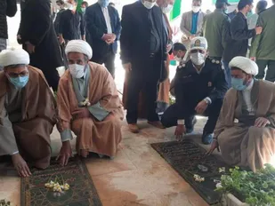 مراسم میهمانی لاله ها و غبار روبی گلزار شهدای شاهیک و فرخ آباد قاین