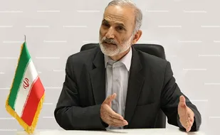 فقط با مدیریت بسیجی می&lrm;توان به اهداف رسید