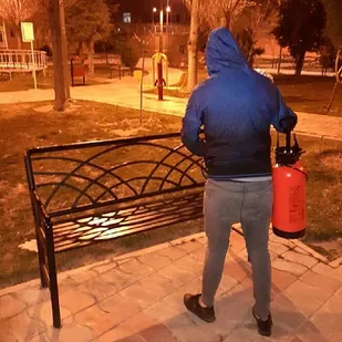 ضدعفونی معابر شهری و دوخت ماسک توسط بسیجیان سپاه تهران