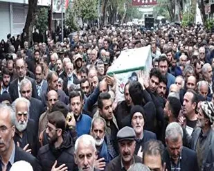 پیکر جانباز شهید&laquo;سیدحسین آملی&raquo;در خاک آرام گرفت