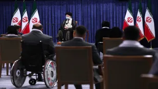 قهرمان&zwnj;های ورزشی آموزگاران ایستادگی و امید هستند/ عدالت ورزشی باید مورد توجه قرار بگیرد