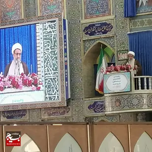 تأکید امام جمعه کرمان بر ضرورت حفظ وحدت ملی و پرهیز از دوقطبی&zwnj;سازی