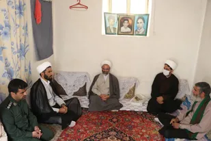 دیدار با خانواده روحانی شهید در روستای باغ بید شهرستان تفت