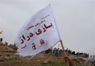 بازی دراز نماد غربت و افتخار جبهه&zwnj;های غرب
