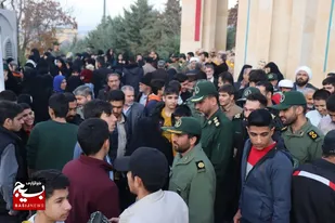 غبارروبی و عطرافشانی گلزار شهدای همدان به مناسبت هفته بسیج