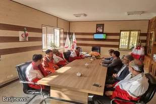 دیدار فرماندار نهاوند با کارکنان هلال احمر شهرستان به مناسبت روز جهانی داوطلب