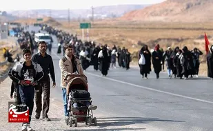 حرکت ۱۵ کاروان پیاده از خلیل&zwnj;آباد به سمت مشهد مقدس