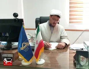 نقش پیامبر اسلام را در پایه&zwnj;گذاری وحدت امت اسلامی بی&zwnj;بدیل دانست