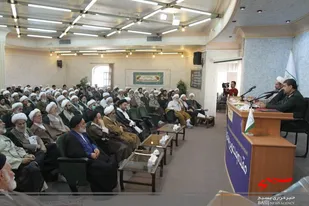 همایش ائمه جمعه و جماعات استان قم برگزار شد