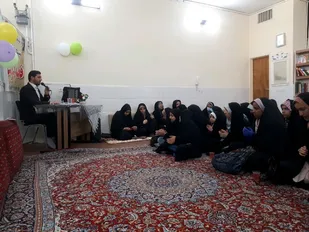 جشن دهه کرامت در پایگاه بسیج فاطمیه حوزه حضرت زینب(س) برخوار