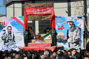 امروز جبهه کفر با تمام قوا به میدان آمده&zwnj;اند/ خون شهیدان ریشه ظلم را از جهان برمی&zwnj;کند