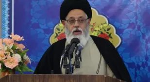رونق مساجد از مسئولیت&zwnj;های دینی مسلمانان است/لزوم کمک&zwnj;رسانی به سیل&zwnj;زدگان سیستان و بلوچستان