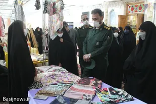 برگزاری نمایشگاه دستاوردهای بسیج خواهران سپاه ناحیه همدان