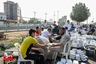 برگزاری ضیافت علوی با پخت ۱۴ هزار غذا  در اهواز