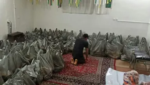 توزیع ۱۲۰ بسته معیشتی بین نیازمندان شهر دستگرد برخوار