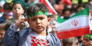آقا جان! فرزندان دهه هشتادی و نودی با شجاعت پای نظام ایستاده&zwnj;اند