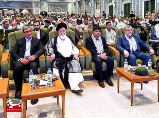 ششمین مراسم تجلیل از پیشکسوتان دفاع مقدس خراسان رضوی با حضور ۷۵۰ نفر در مشهد