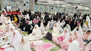 اقامه ی دخترانه&zwnj;ترین نماز جمعه در شهرکرد