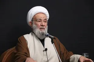ایران به برکت مجاهدت امام شهید خود زنده است