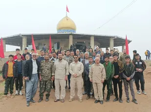بازدید کاروان راهیان نور آزادشهر از یادمان هفت تپه