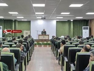 نبرد بین جبهه حق و باطل تمام نشدنی است