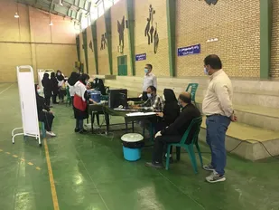 دانشگاه آزاد اسلامی پیشوا پذیرای مردم برای واکسیناسیون است