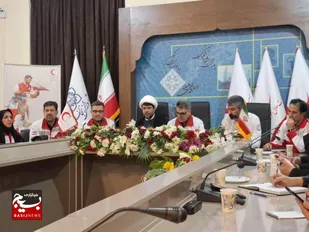 بعد از ۲۰ سال ؛ اخذ مجوز داروهای خاص 
توسط هلال احمر ویژه بیماران صعب العلاج
